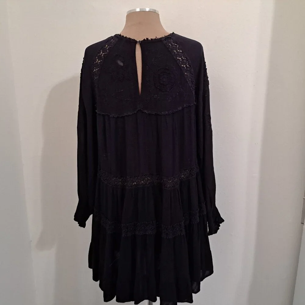 Free People Black Long Sleeve Tiered Lace Midi Dress